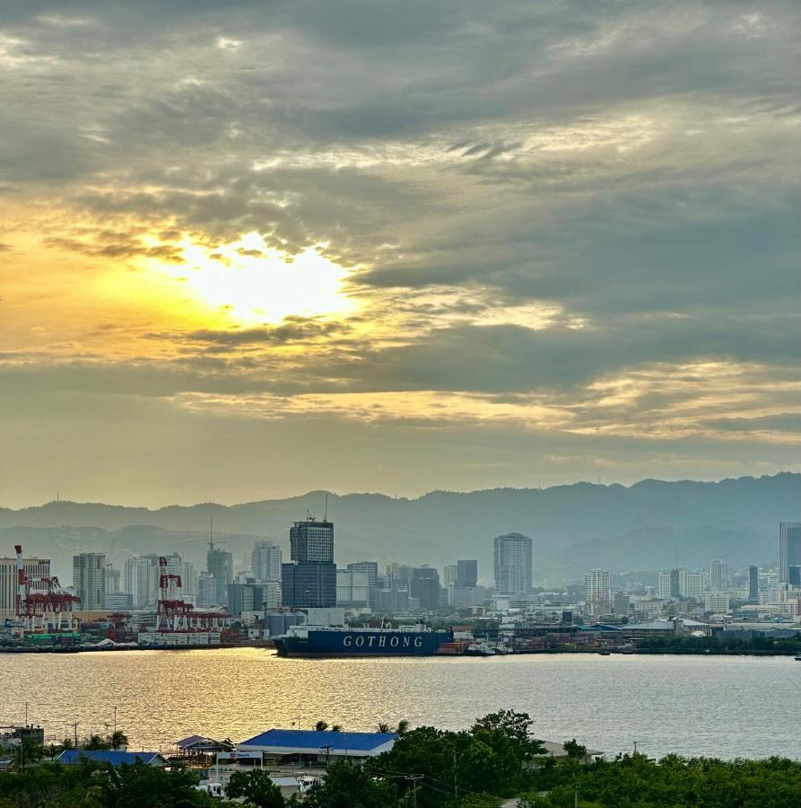Seaview Sunset Accommodation Cebu Buitenkant foto